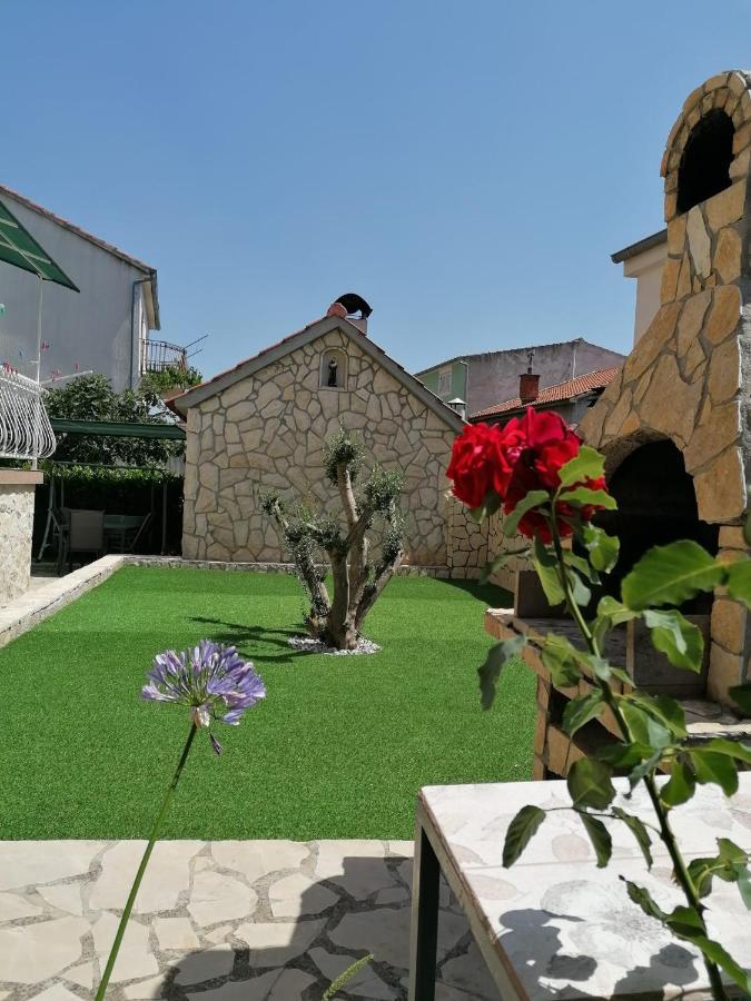 Apartments Sime Sibenik Exterior photo