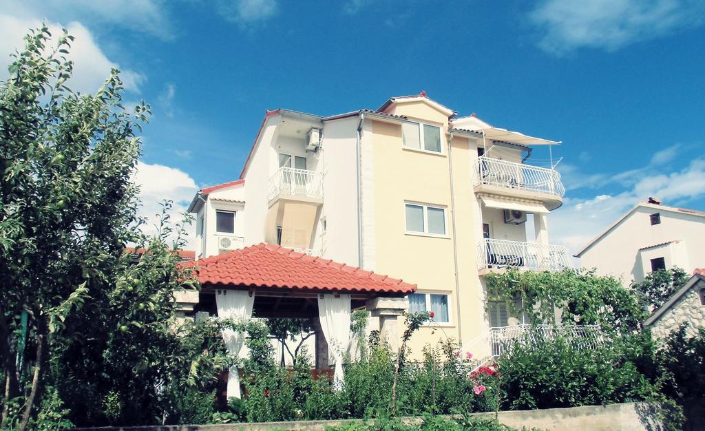 Apartments Sime Sibenik Exterior photo